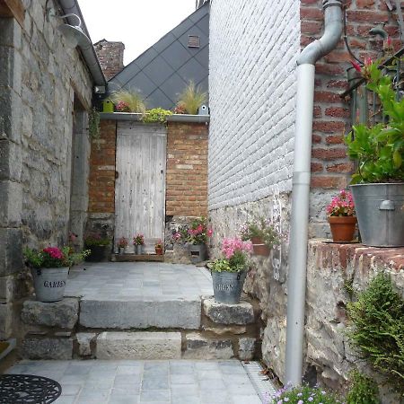 Autrefois Chez Lina Villa Dinant Exteriör bild